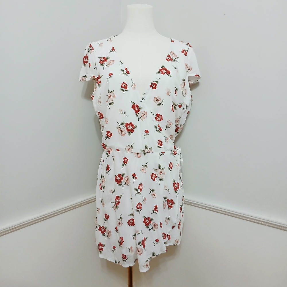 Hollister Womens White Red Floral Wrap Front Romper Size M NWT